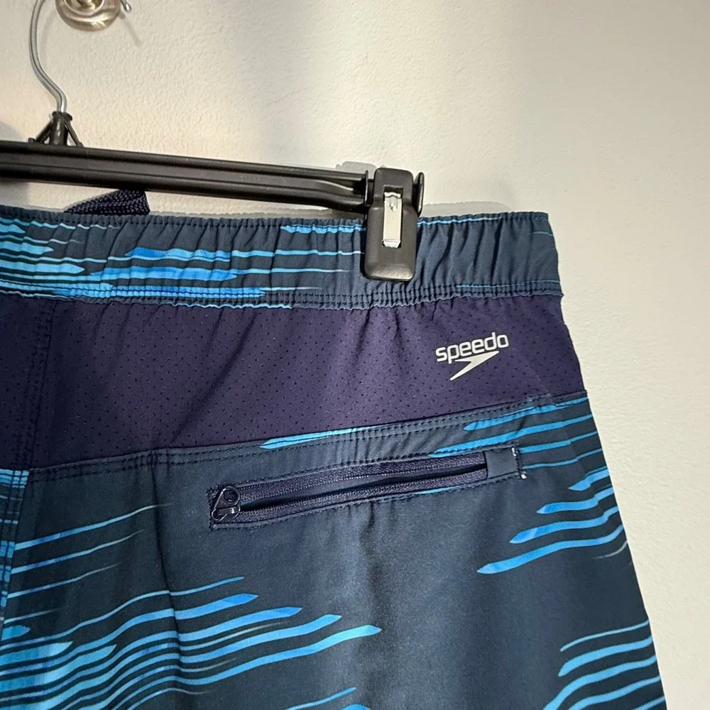 Speedo Men's Swim Trunks Shorts Size XL Blue Abstract Stripe Elastic Waist‎